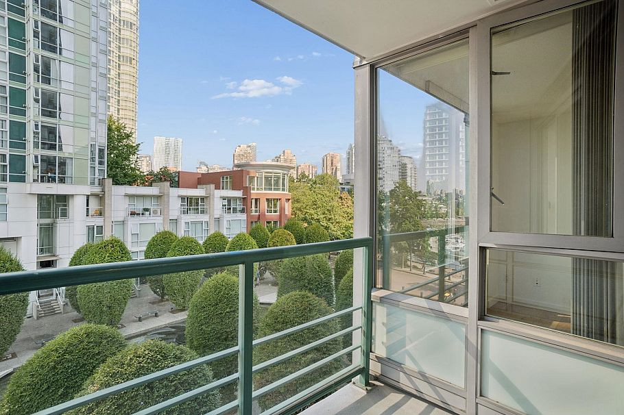 505 1067 Marinaside Crescent Vancouver, BC - 26