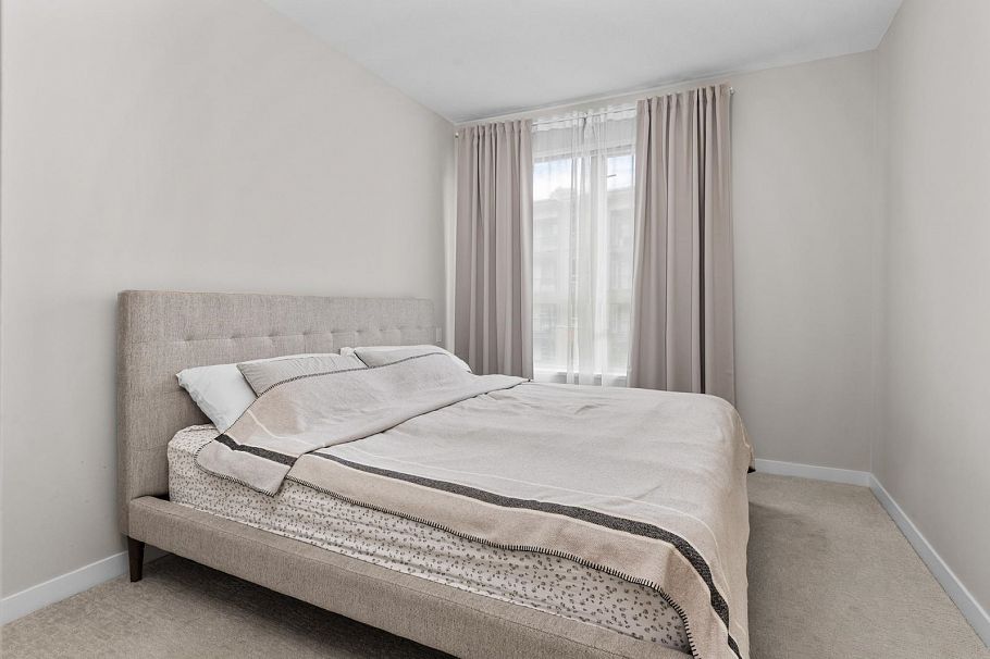 212 2663 Library Lane North Vancouver, BC - 18