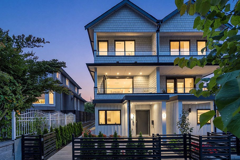 1 3436 Triumph Street Vancouver, BC - 38