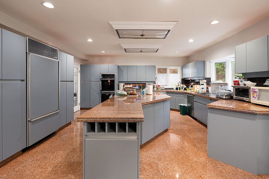 1277 W King Edward Avenue Vancouver, BC - 8
