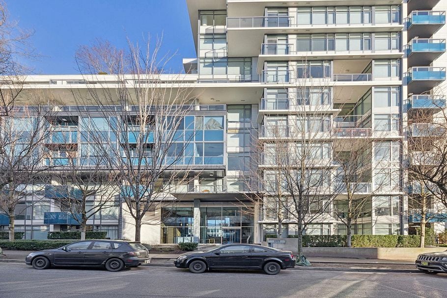 602 1777 W 7th Avenue Vancouver, BC - 2