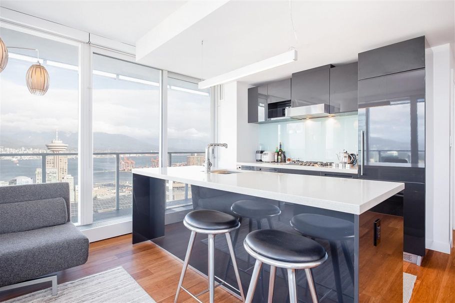 4605 777 Richards Street Vancouver, BC - 3