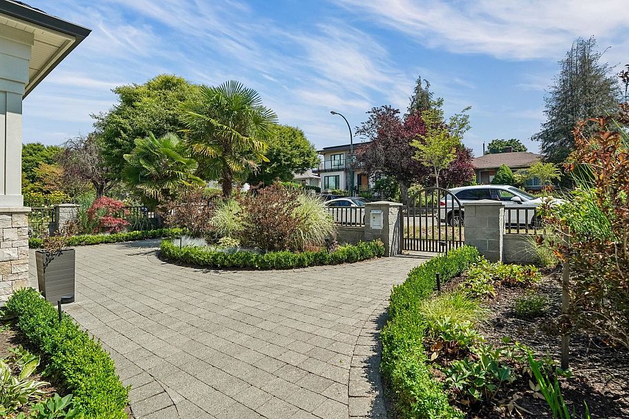 5807 Cree Street Vancouver, BC - 2