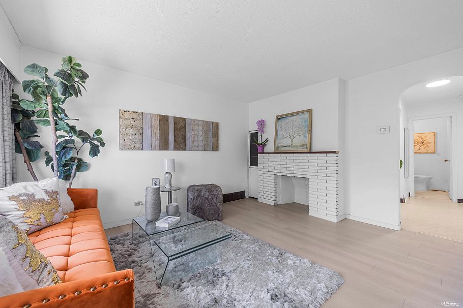3006 E 27th Avenue Vancouver, BC - 7