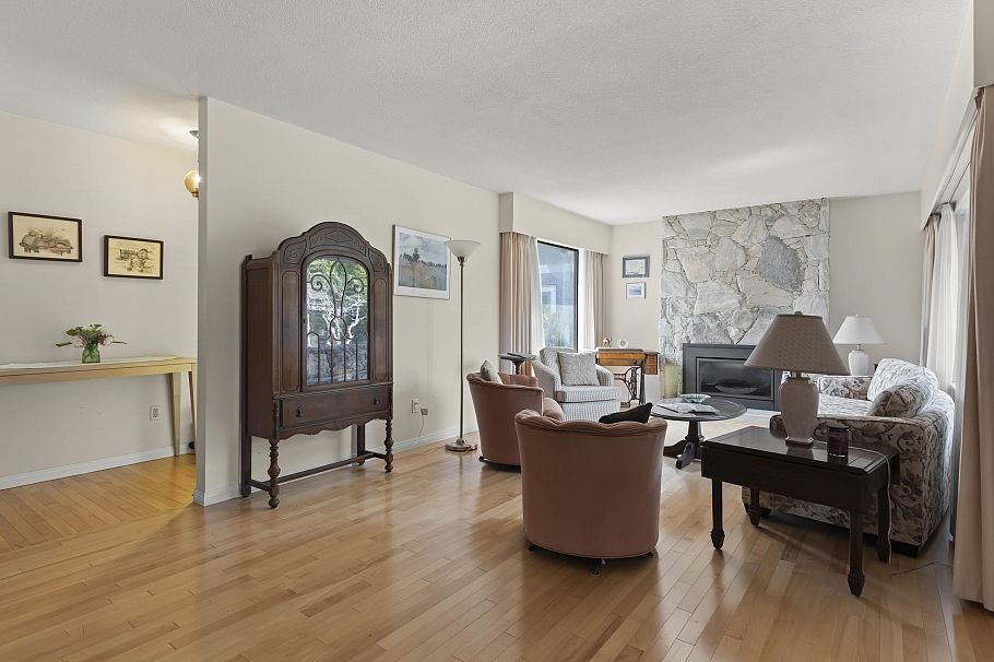 4041 W 39th Avenue Vancouver, BC - 7