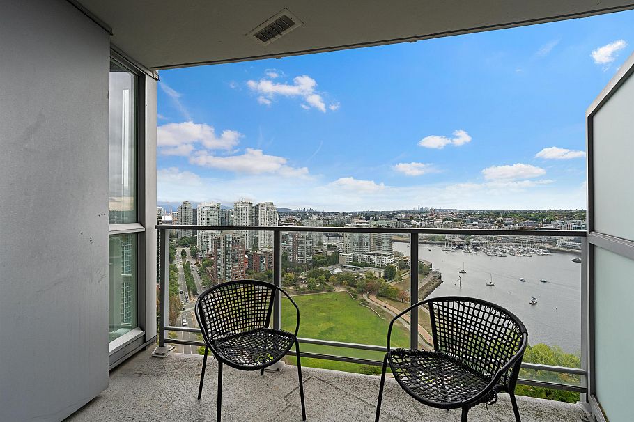 3007 1408 Strathmore Mews Vancouver, BC - 35