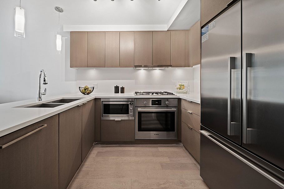 207 5555 Dunbar Street Vancouver, BC - 6