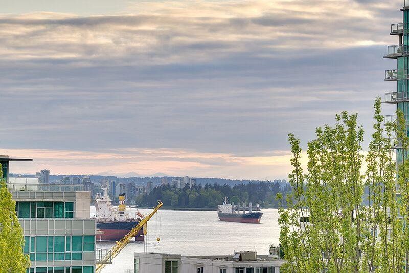 701 145 St Georges Avenue North Vancouver, BC - 22