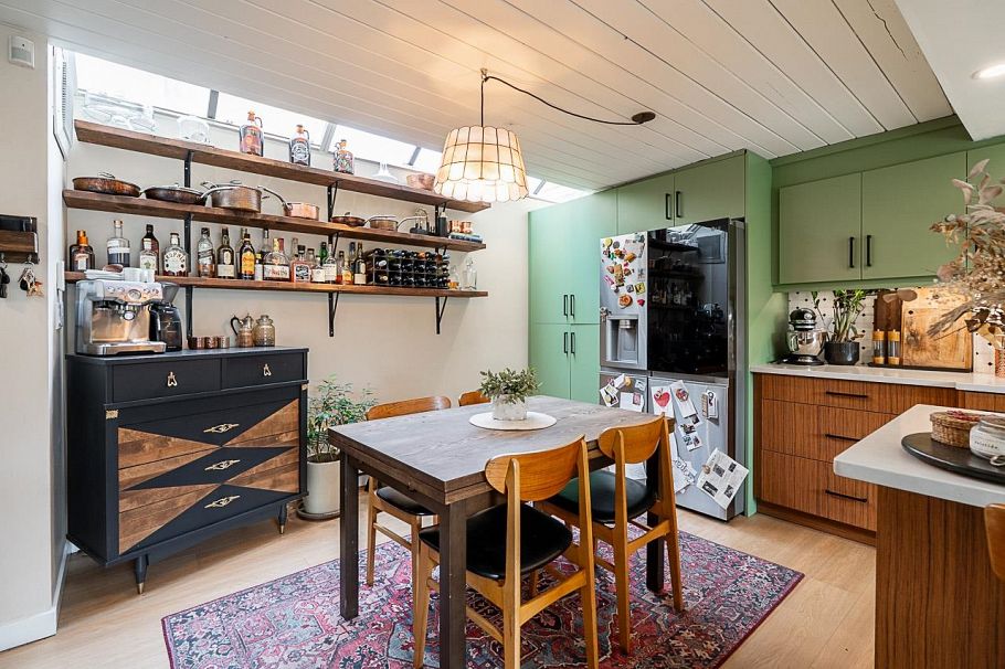 1173 W 8th Avenue Vancouver, BC - 3