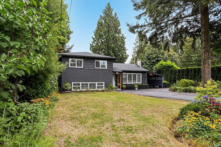 3020 Thorncliffe Drive North Vancouver, BC - 1