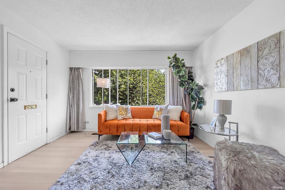 3006 E 27th Avenue Vancouver, BC - 6
