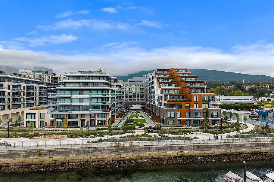 425 755 Harbourside Drive North Vancouver, BC - 25