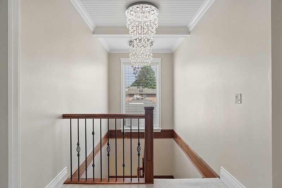 5807 Cree Street Vancouver, BC - 23