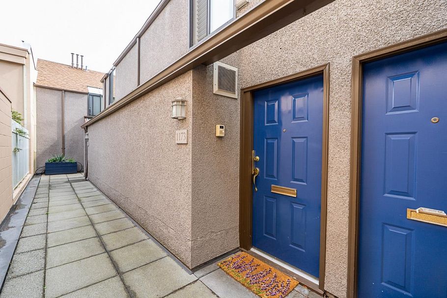 1173 W 8th Avenue Vancouver, BC - 26