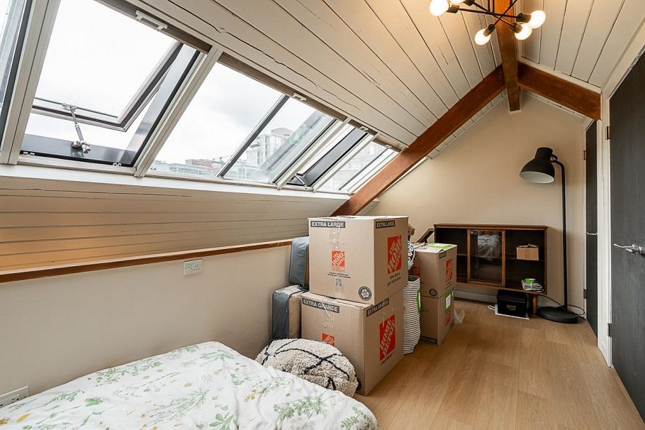 1173 W 8th Avenue Vancouver, BC - 21