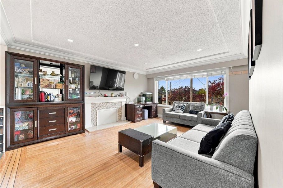 4820 Moss Street Vancouver, BC - 4