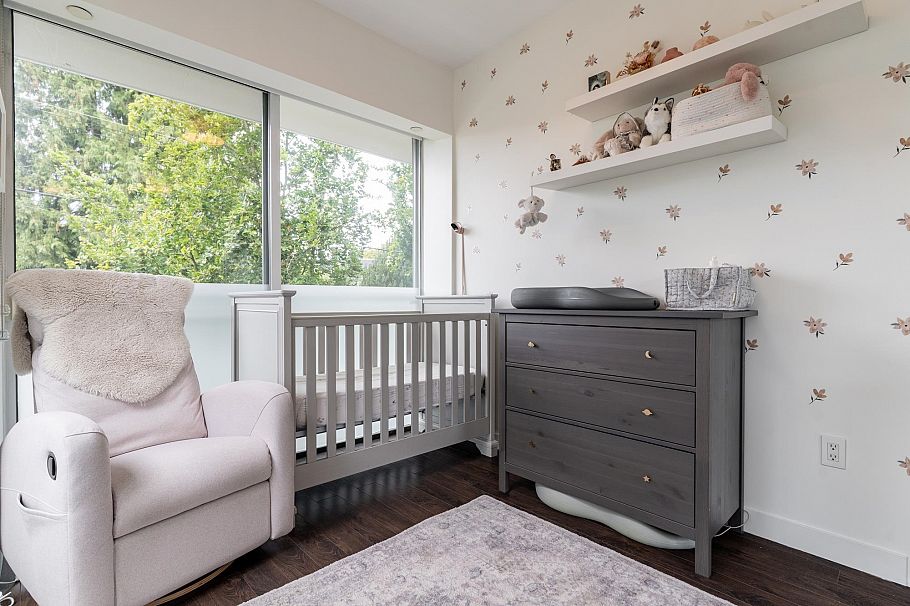 182 E 17th Avenue Vancouver, BC - 22