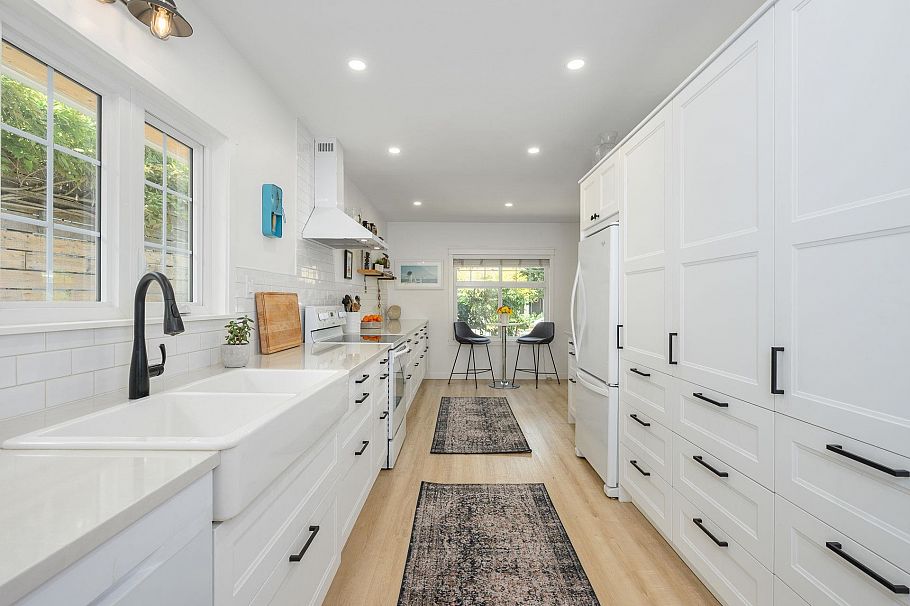 3248 Beverley Crescent North Vancouver, BC - 20