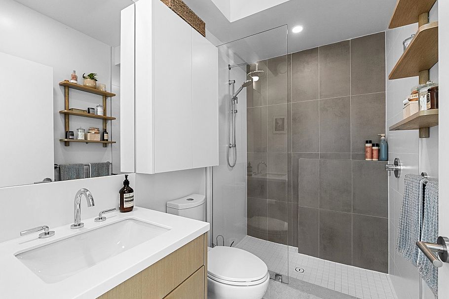 203 650 E 2nd Street North Vancouver, BC - 8