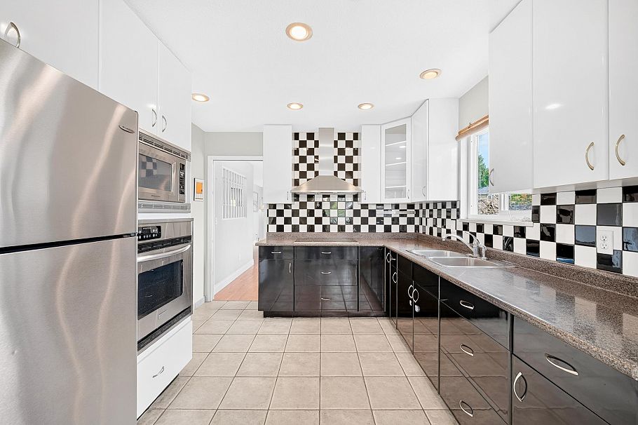3060 Euclid Avenue Vancouver, BC - 10