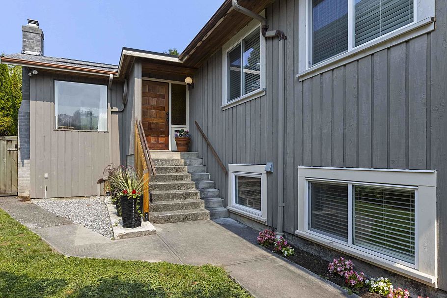 4041 W 39th Avenue Vancouver, BC - 3