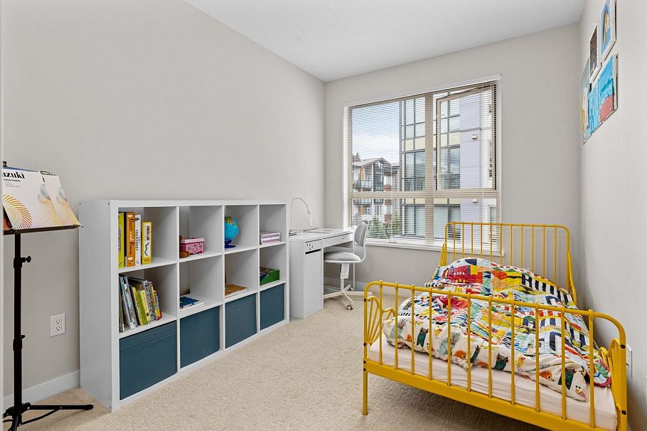 212 2663 Library Lane North Vancouver, BC - 22