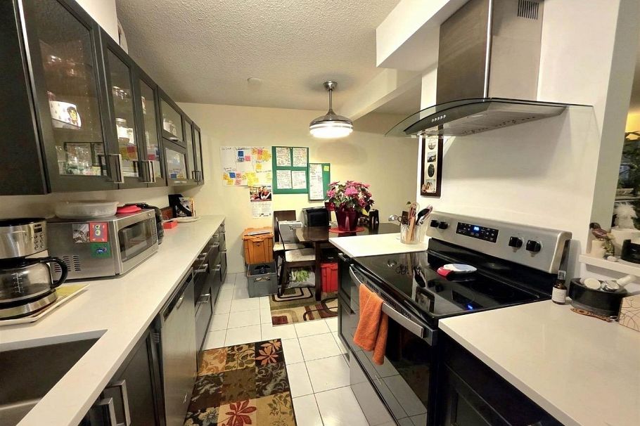 309 1435 Nelson Street Vancouver, BC - 6