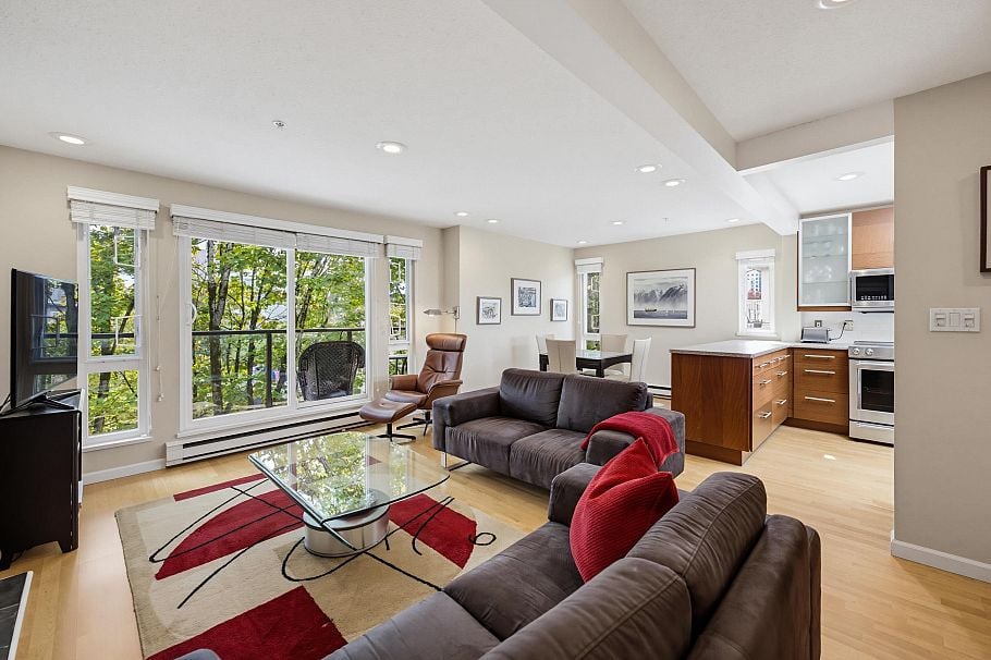 403 1200 W 10th Avenue Vancouver, BC - 5