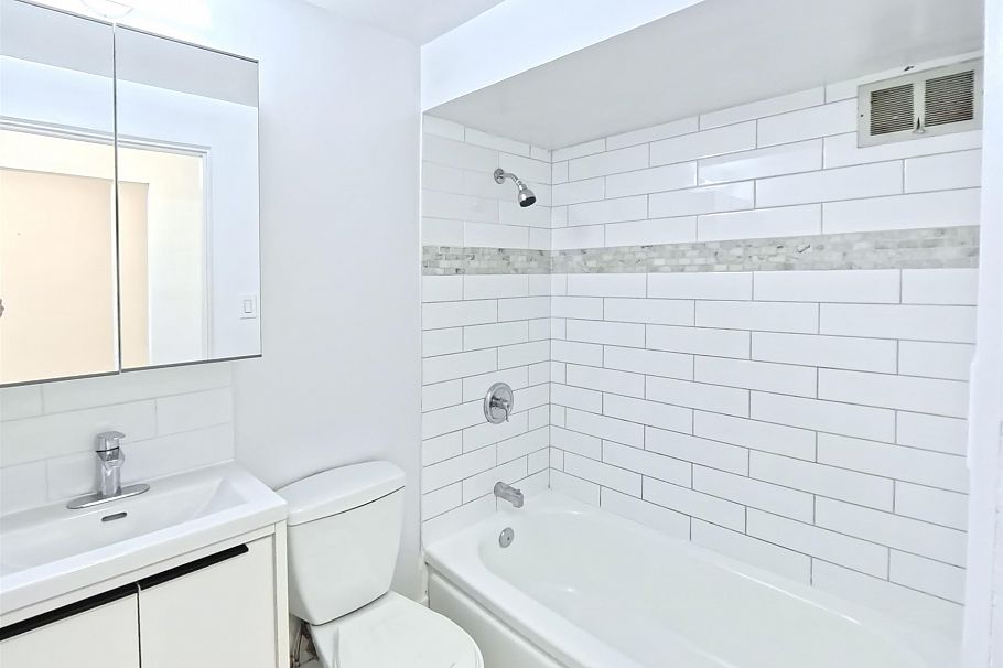 210 1540 HARO STREET, Vancouver BC V6G 1G5 Vancouver, BC - 7
