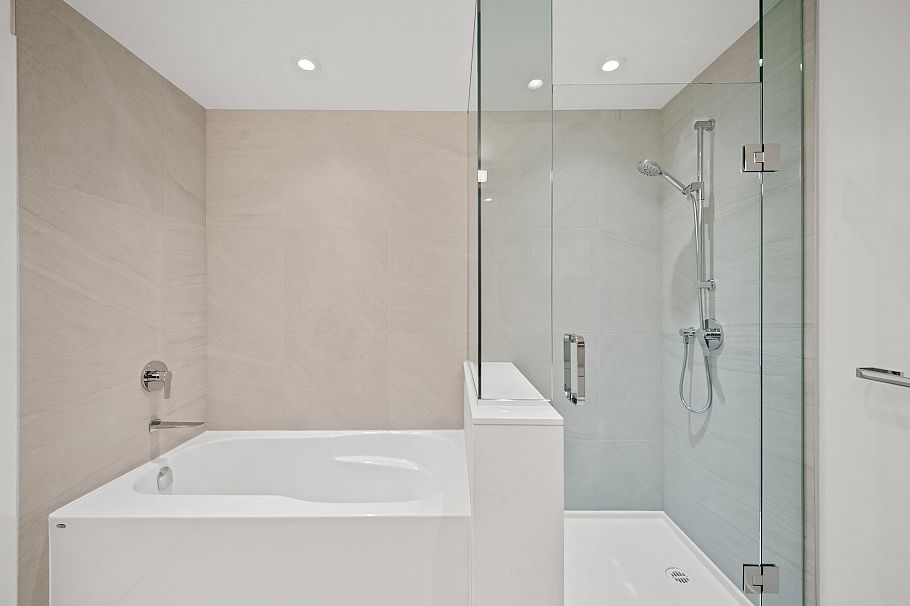 425 755 Harbourside Drive North Vancouver, BC - 15