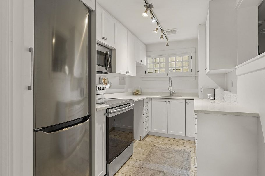 5112 Maple Street Vancouver, BC - 37