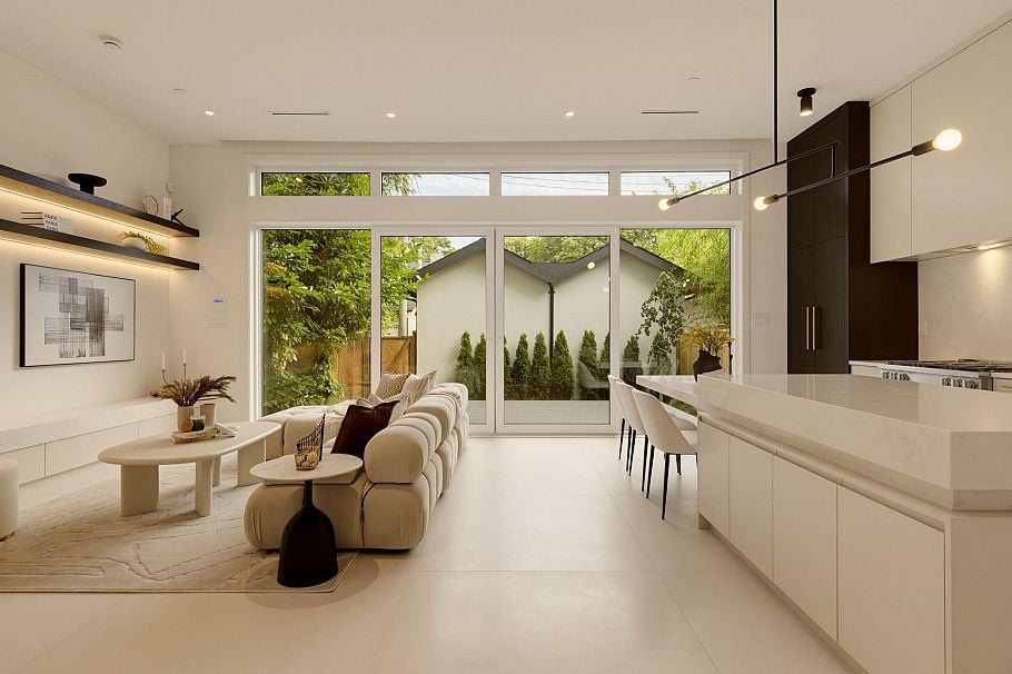 2 3617 W 12th Avenue Vancouver, BC - 4