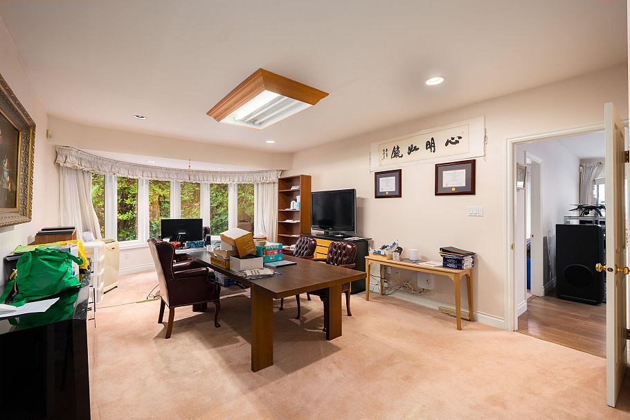 1277 W King Edward Avenue Vancouver, BC - 12