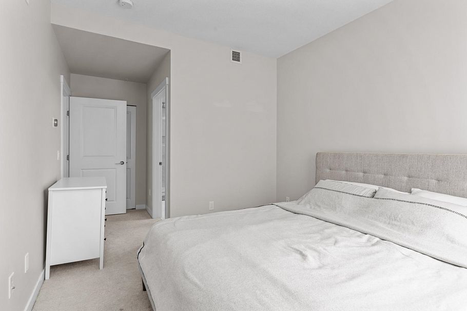 212 2663 Library Lane North Vancouver, BC - 19