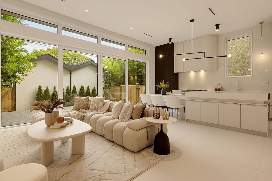 2 3617 W 12th Avenue Vancouver, BC - 2
