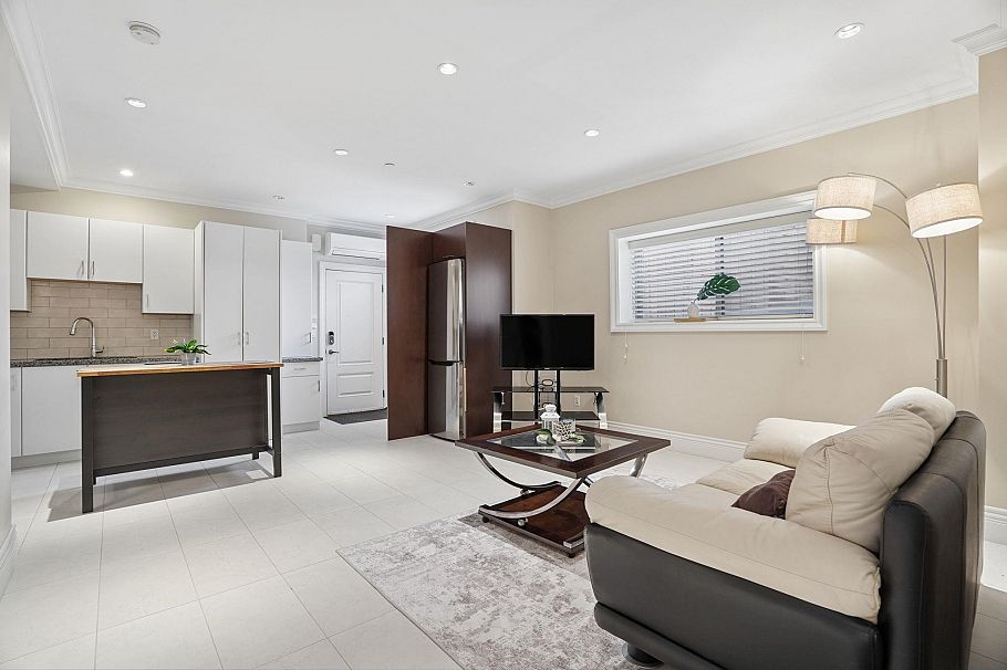 5807 Cree Street Vancouver, BC - 40