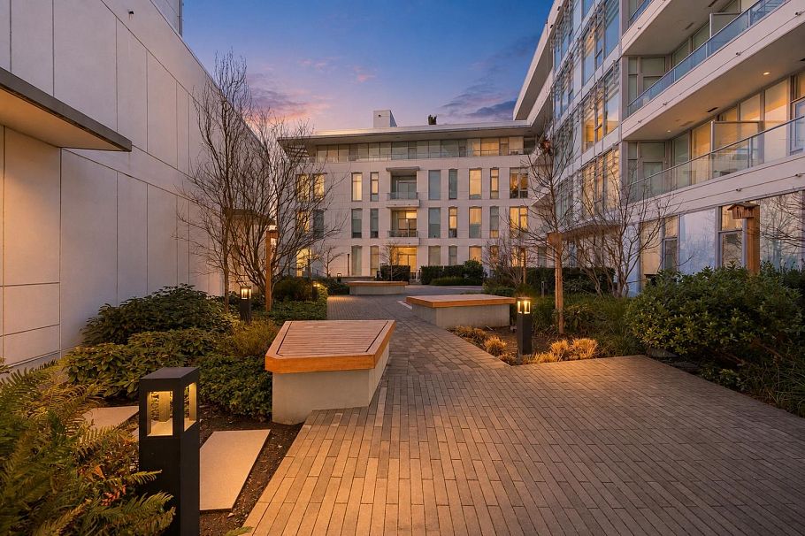 7 8508 Jack Uppal Street Vancouver, BC - 18