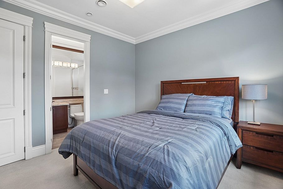 5807 Cree Street Vancouver, BC - 28