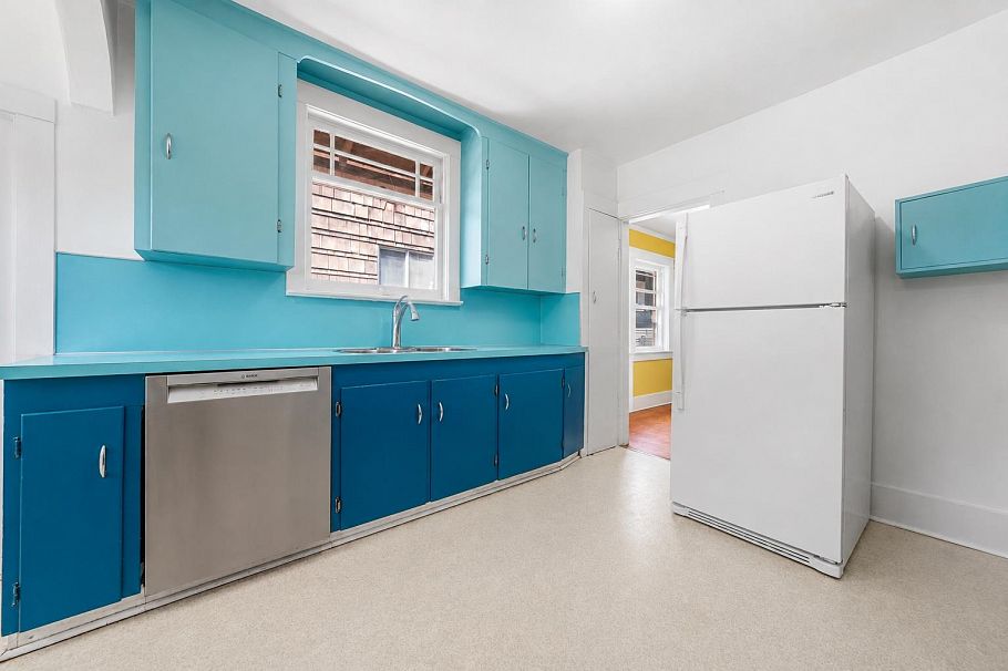 3218 W 6th Avenue Vancouver, BC - 14