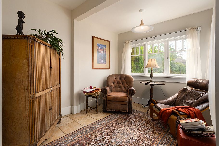 3864 W 29th Avenue Vancouver, BC - 9