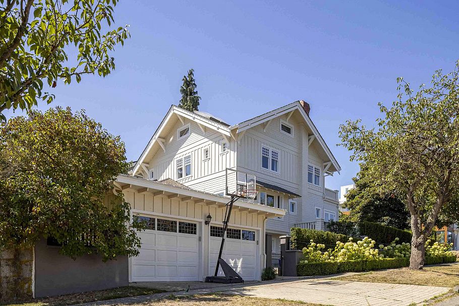 5112 Maple Street Vancouver, BC - 3