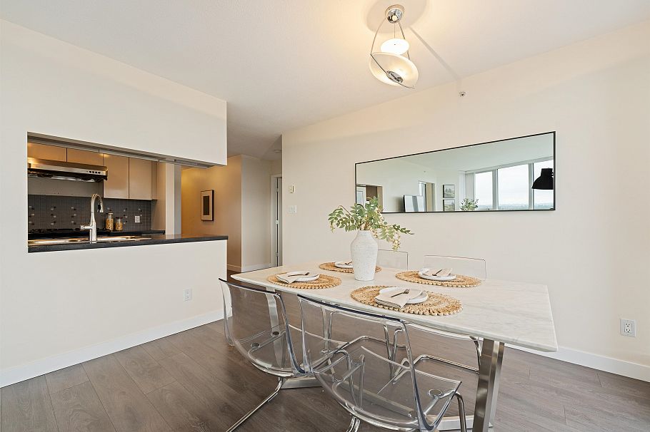 3007 1408 Strathmore Mews Vancouver, BC - 13