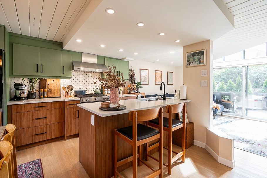 1173 W 8th Avenue Vancouver, BC - 4