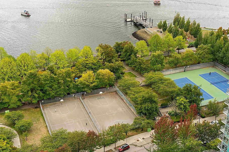 3007 1408 Strathmore Mews Vancouver, BC - 39