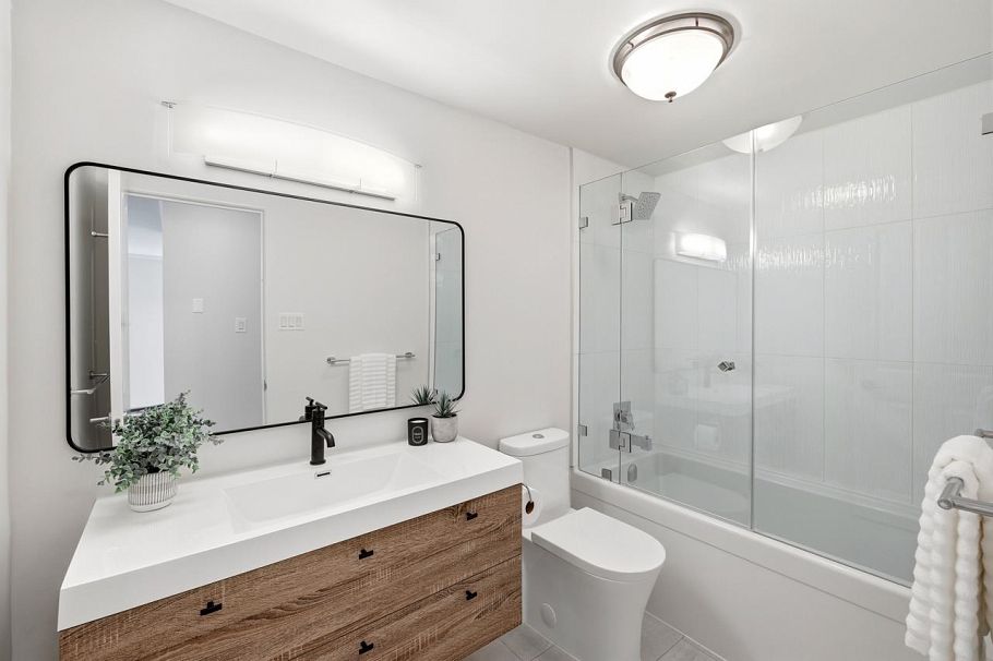 112 211 W 3rd Street North Vancouver, BC - 6