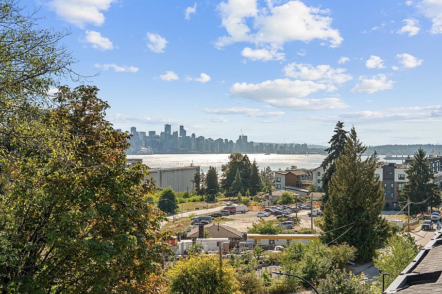 203 650 E 2nd Street North Vancouver, BC - 14