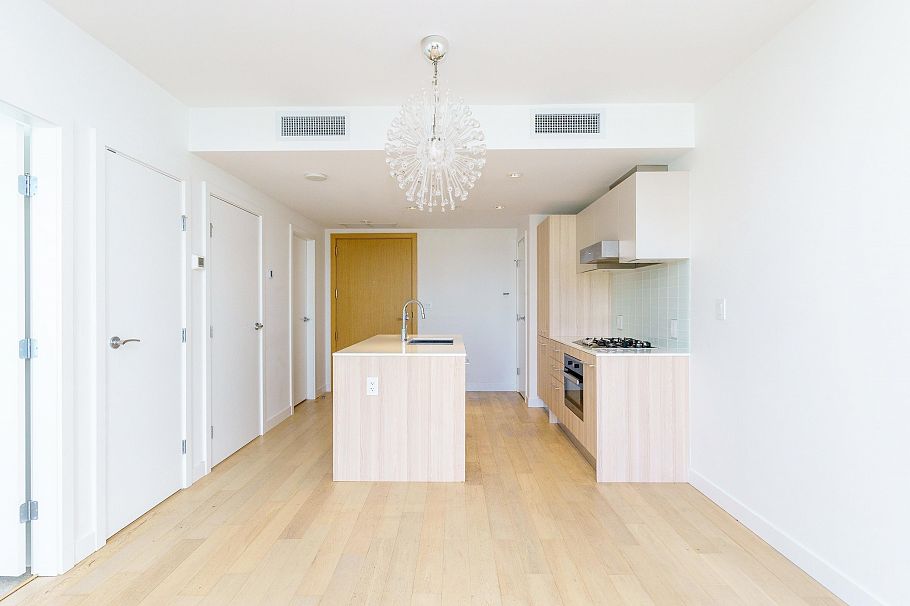 510 2221 E 30th Avenue Vancouver, BC - 5
