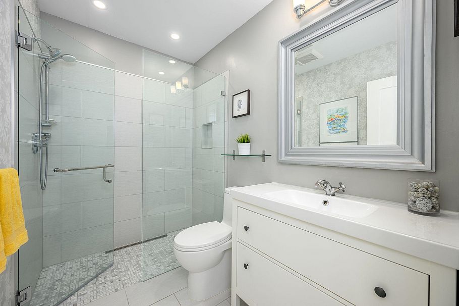 3248 Beverley Crescent North Vancouver, BC - 18