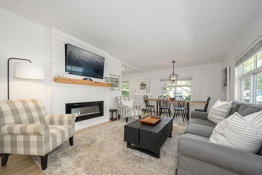 3248 Beverley Crescent North Vancouver, BC - 10