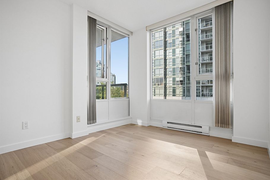 505 1067 Marinaside Crescent Vancouver, BC - 18